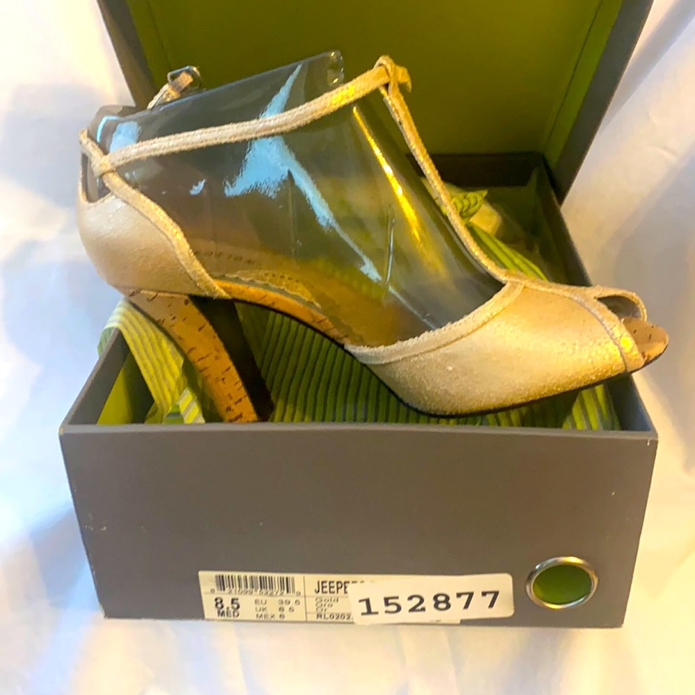 Kenneth Cole Holiday Classic Staple